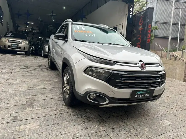 Carro Fiat Toro 2017 2.0 TDI Volcano Auto 4WD