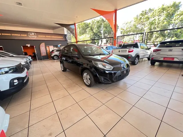 Carro Ford Fiesta Hatch 2011 1.0 (Flex)
