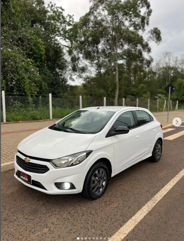 Carro Chevrolet Onix 2019 1.0 LT SPE/4