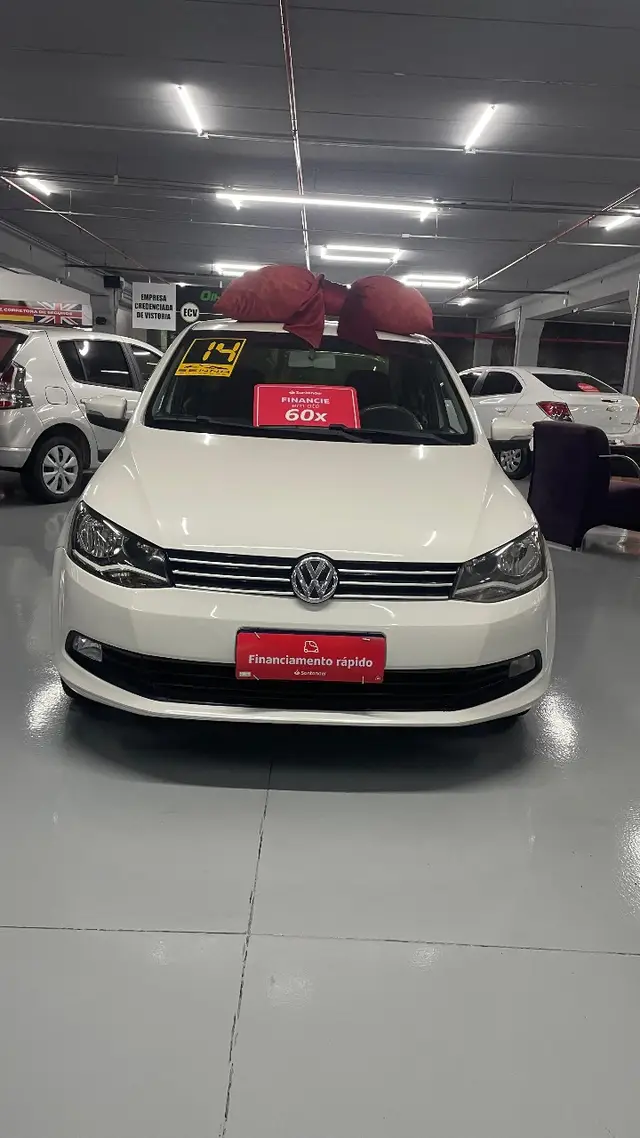 Carro Volkswagen Voyage 2014 1.6 VHT (Flex)