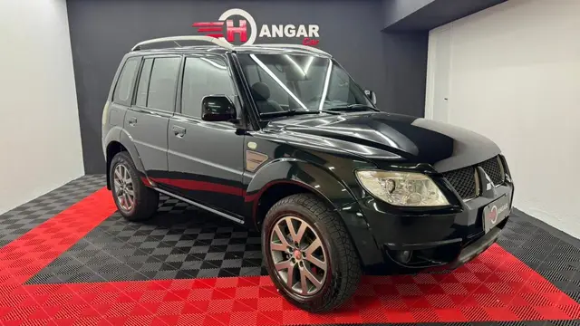 Carro Mitsubishi Pajero TR4 2013 2.0 16V 4x2 (Flex)