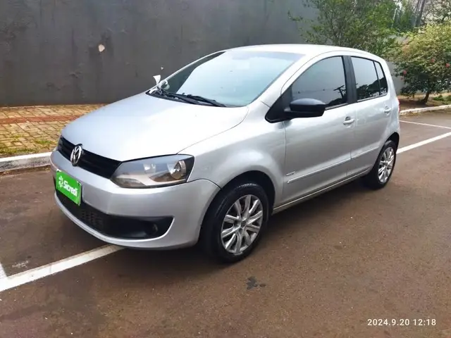 Carro Volkswagen Fox 2013 1.6 VHT (Flex)