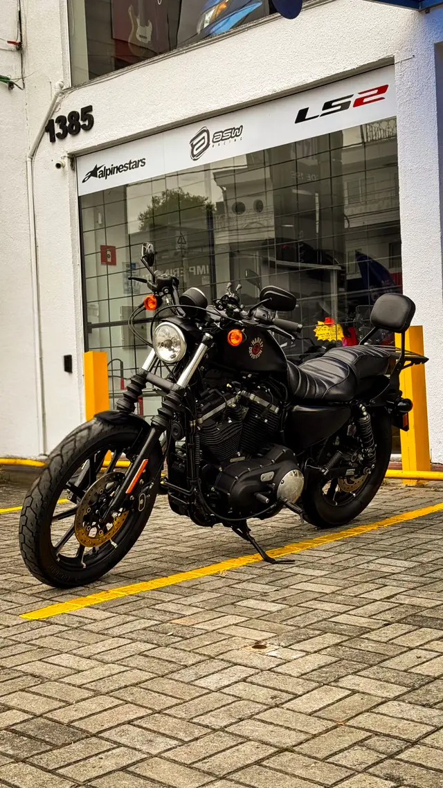 Moto Harley-Davidson Xl 883 2019 N IRON