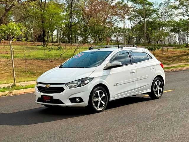 Carro Chevrolet Onix 2019 1.4 LTZ SPE/4 (Aut)