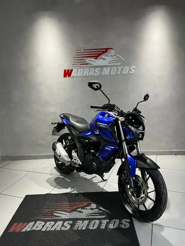 Moto Yamaha Fazer FZ15 2024 ABS