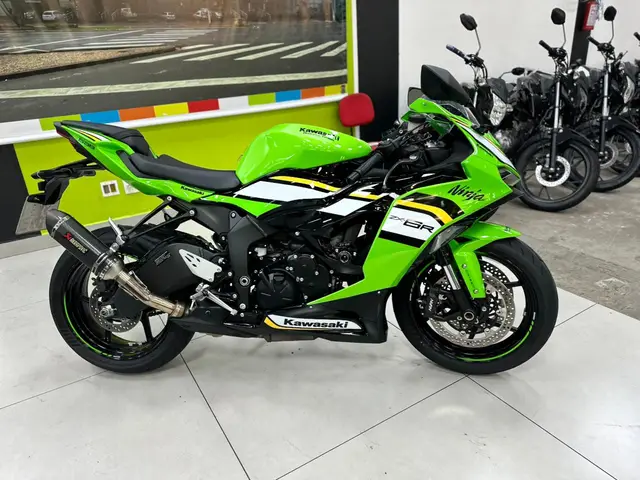 Moto Kawasaki Ninja 2025 ZX-6R