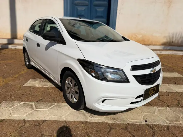 Carro Chevrolet Onix 2019 1.0 Joy SPE/4