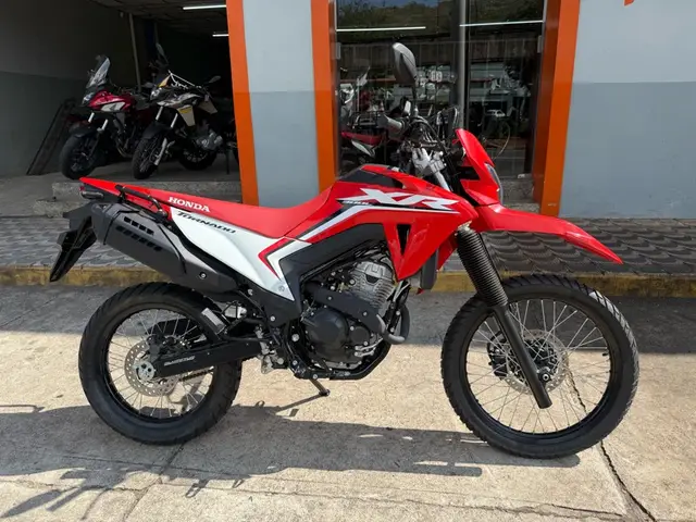 Moto Honda XR 300L 2025 Tornado