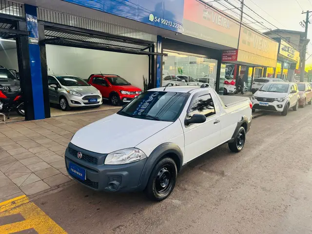 Carro Fiat Strada 2016 Working 1.4 (Flex) (Cabine Dupla)