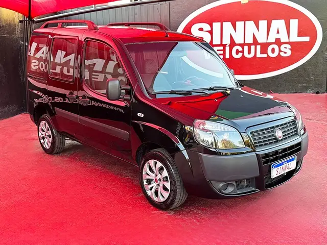 Carro Fiat Doblò 2021 Essence 1.8 16V (Flex)