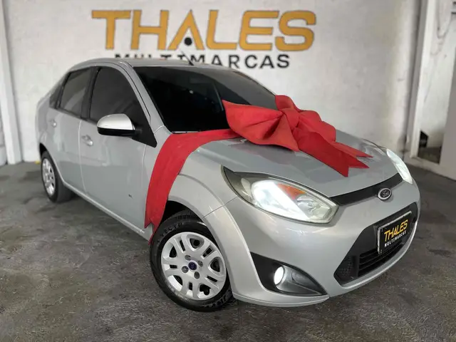 Carro Ford Fiesta Hatch 2014 SE Plus 1.6 RoCam (Flex)