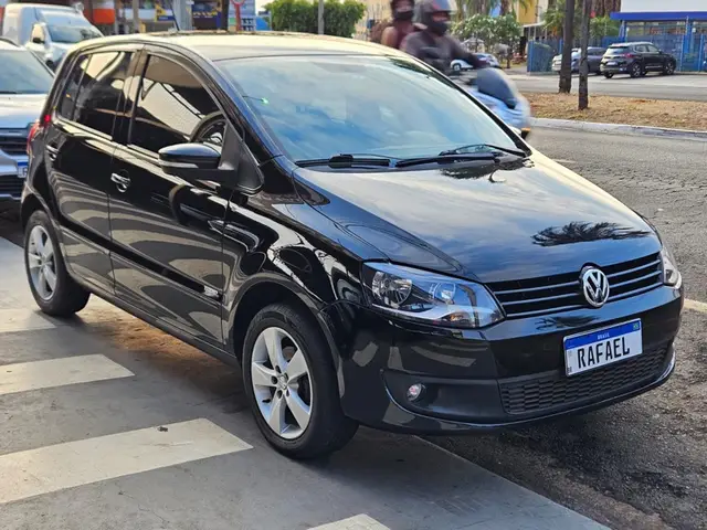 Carro Volkswagen Fox 2012 1.6 VHT (Flex)