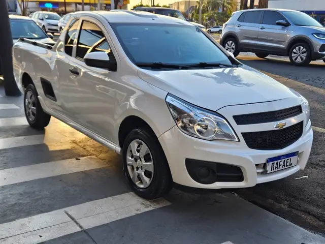 Carro Chevrolet Montana 2020 LS 1.4 (Flex)
