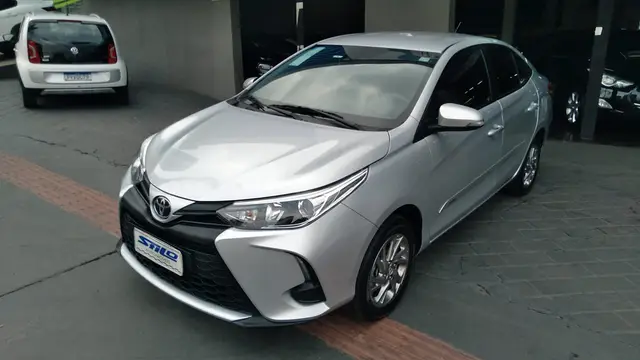 Carro Toyota Yaris Sedan 2024 XS 1.5 (Flex) (Aut)
