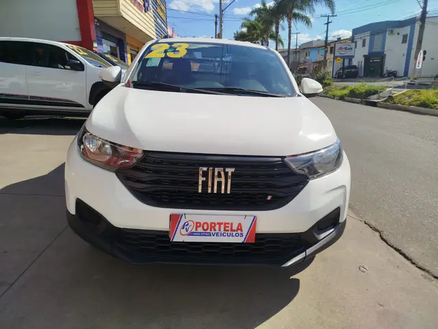 Carro Fiat Strada 2023 Freedom 1.3 CS Plus (Flex)