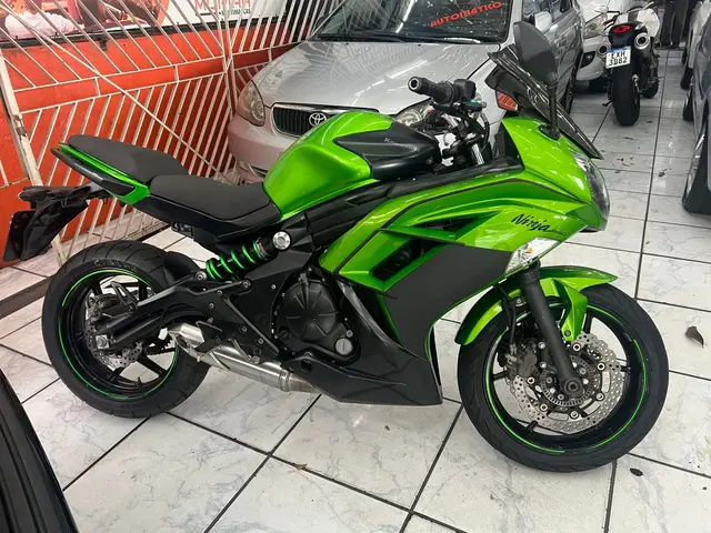 Moto Kawasaki Ninja 2017 650R (ABS)