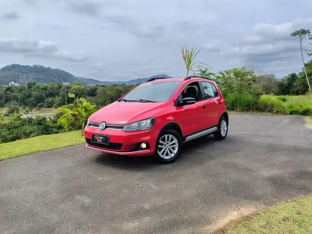 Carro Volkswagen Fox 2016 1.0 MPI Track (Flex)