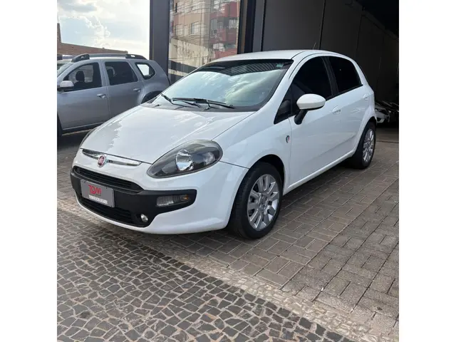 Carro Fiat Punto 2016 Attractive 1.4 (Flex)