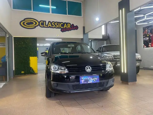 Carro Volkswagen Fox 2014 1.6 VHT (Flex)