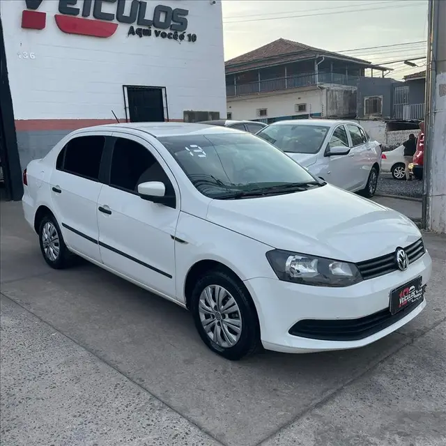 Carro Volkswagen Voyage 2014 1.0 TEC (Flex)