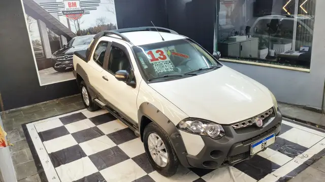 Carro Fiat Strada 2013 Adv.1.8 16V LOCKER Dualo. Flex CD