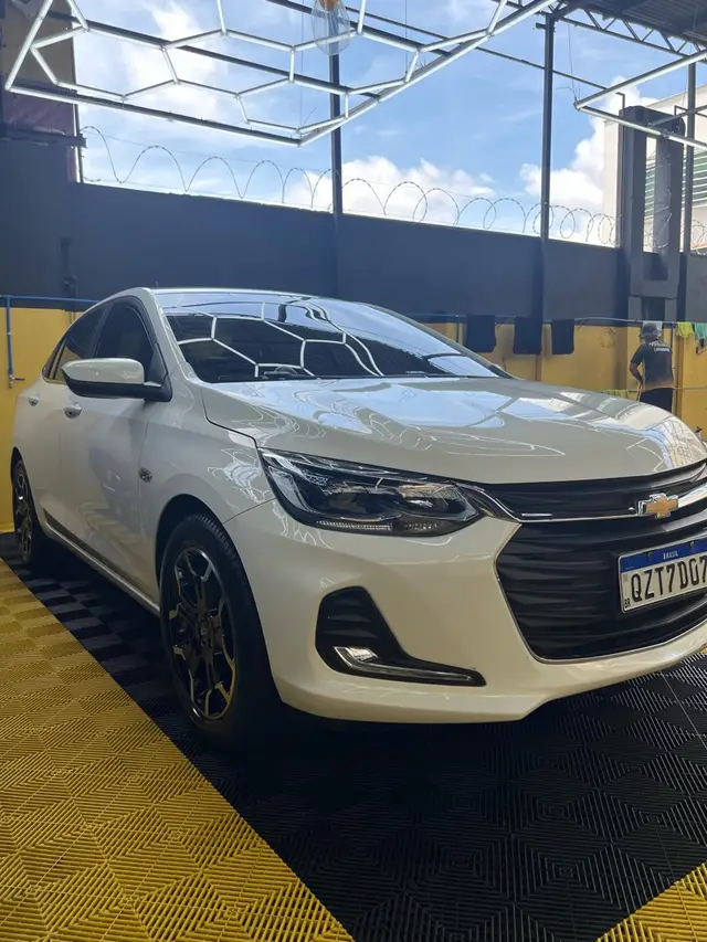 Carro Chevrolet Onix Plus 2021 1.0 Premier Turbo Flex (Aut)