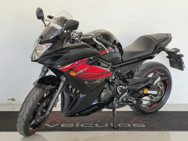 Moto Yamaha Xj6 F 2012 XJ6 F 600