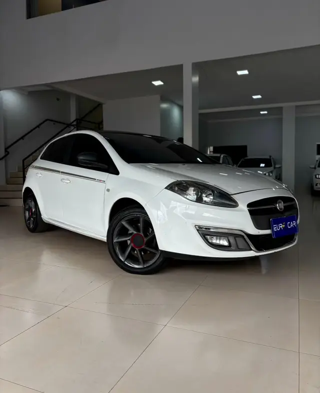 Carro Fiat Bravo 2016 Sporting 1.8 16V (Flex)