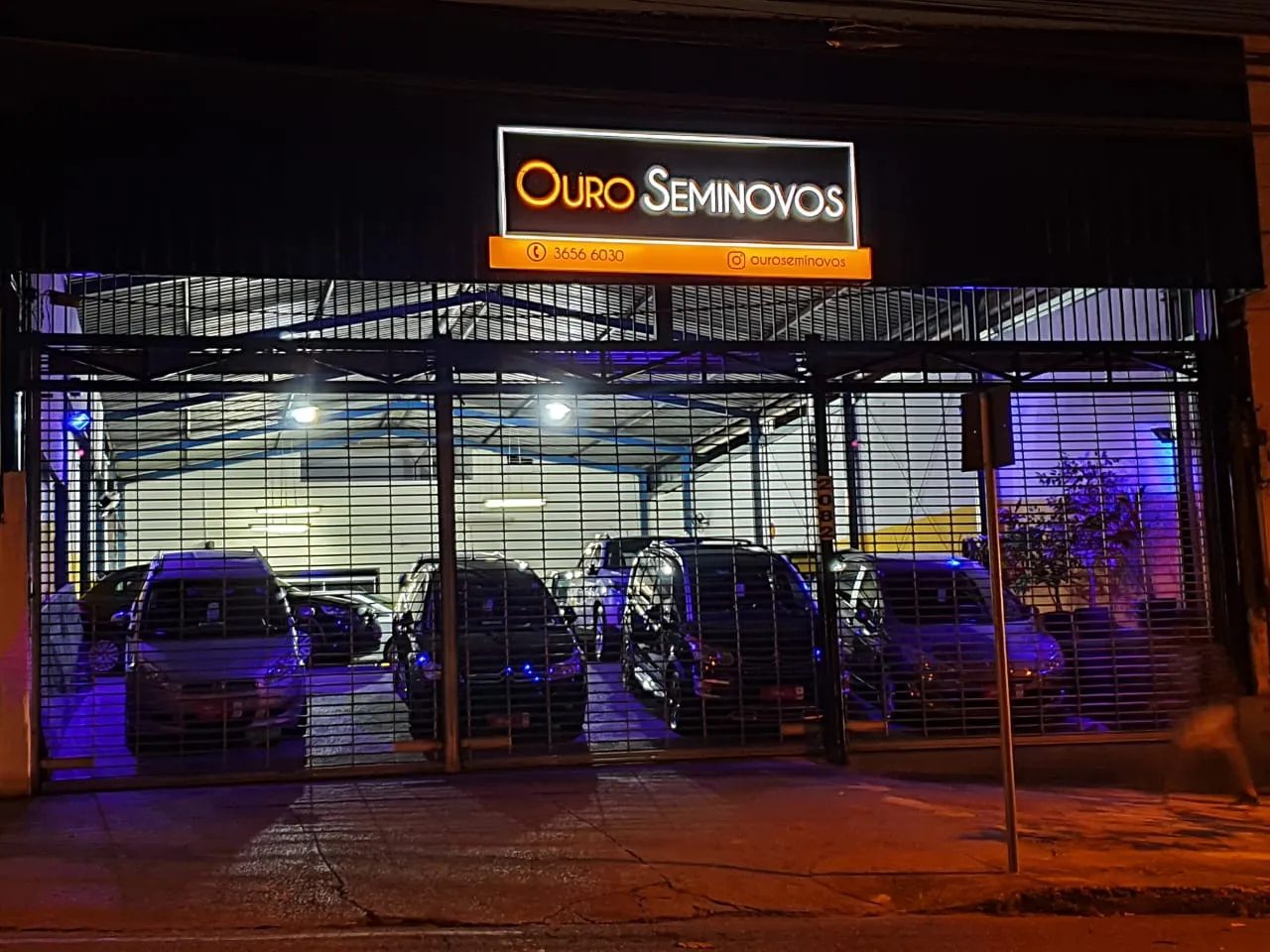 Fachada da loja Veículos à venda em Ouro Seminovos - Belo Horizonte - MG | Mobiauto