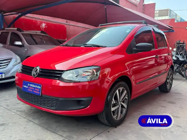 Carro Volkswagen Fox 2011 1.0 8V (Flex) 2p