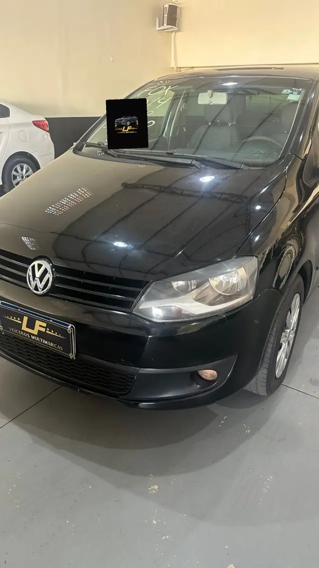 Carro Volkswagen Fox 2014 1.6 VHT (Flex)