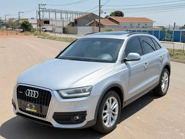 Carro Audi Q3 2015 2.0 TFSI Attraction S Tronic Quattro