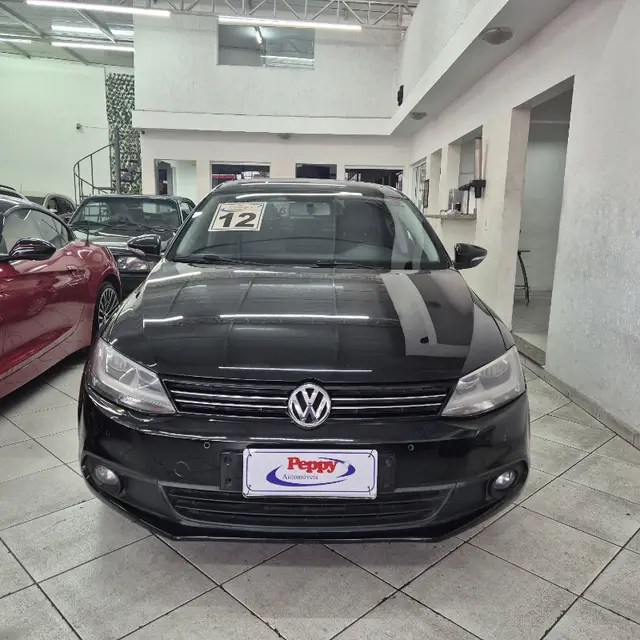 Carro Volkswagen Jetta 2012 2.0 Comfortline Tiptronic (Flex)