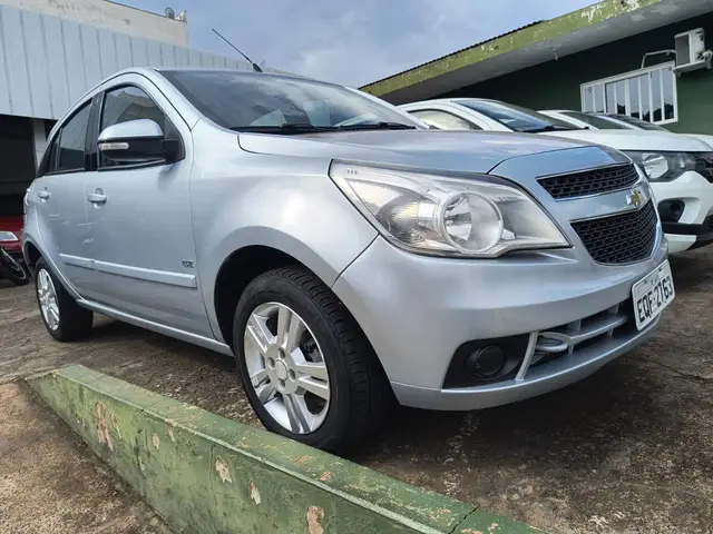 Carro Chevrolet Agile 2011 LTZ 1.4 8V (Flex)