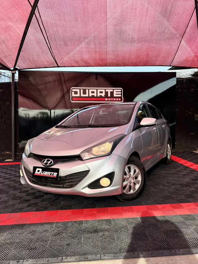 Carro Hyundai HB20S 2015 1.0 Comfort Plus (Flex)