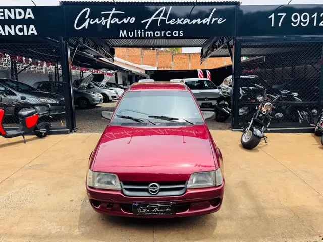 Carro Chevrolet Kadett 1996 Hatch GL 1.8 EFi