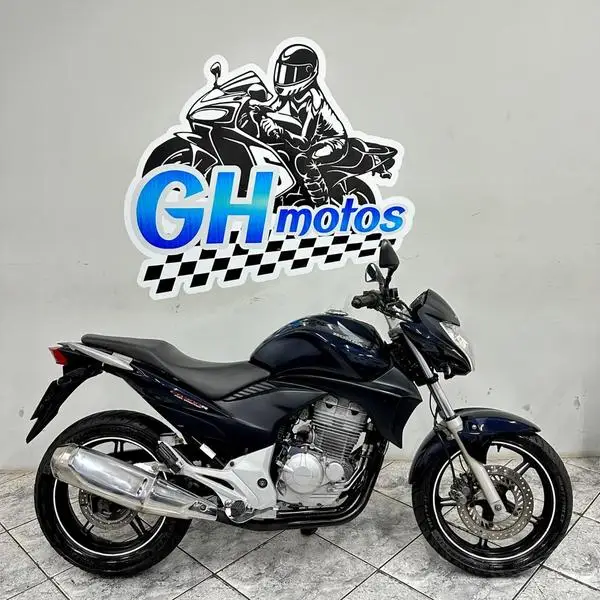 Moto Honda CB 300R 2012 Edição Especial