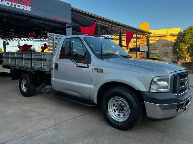 Carro Ford F-350 2011 F350 (Cabine Simples)