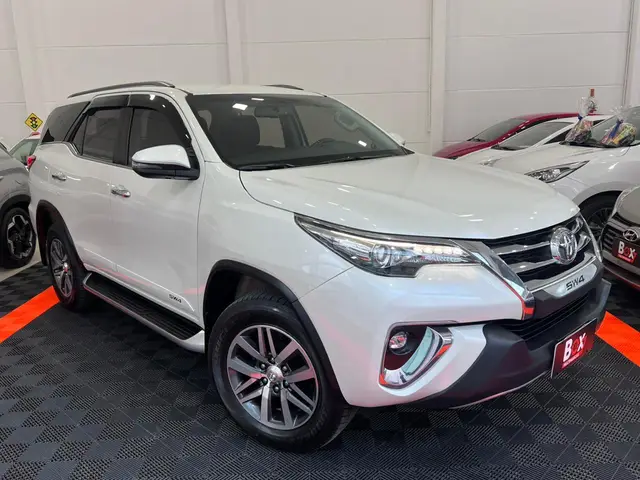 Carro Toyota SW4 2020 2.8 TDI SRX 7L 4x4 (Aut) (Diesel)