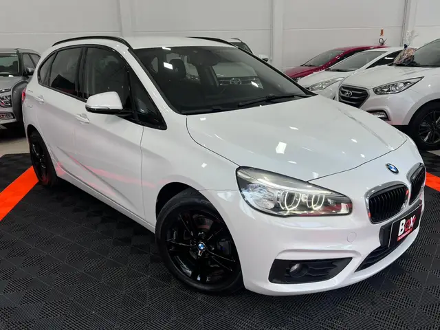 Carro BMW 220i Active Tourer 2017 220i CAT GP ActiveFlex