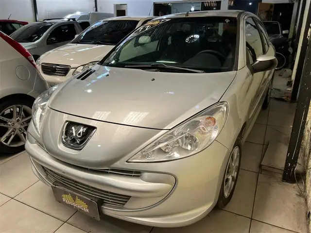 Carro Peugeot 207 2011 Hatch XR 1.4 8V (flex) 2p