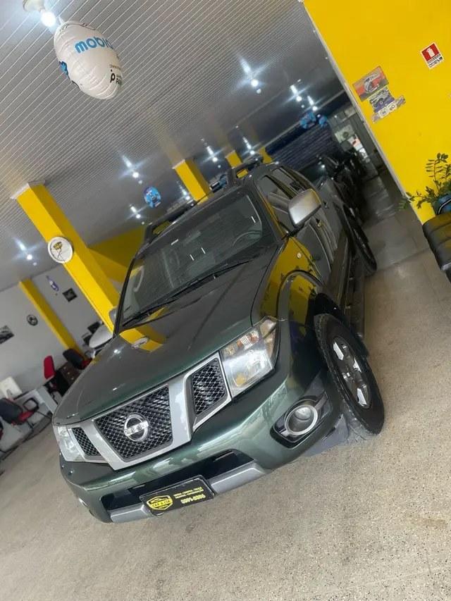 Carro Nissan Frontier 2016 2.5 TD CD 4x4 SV Attack (Aut)