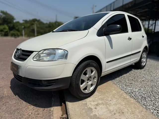 Carro Volkswagen Fox 2009 City 1.0 8V (Flex)