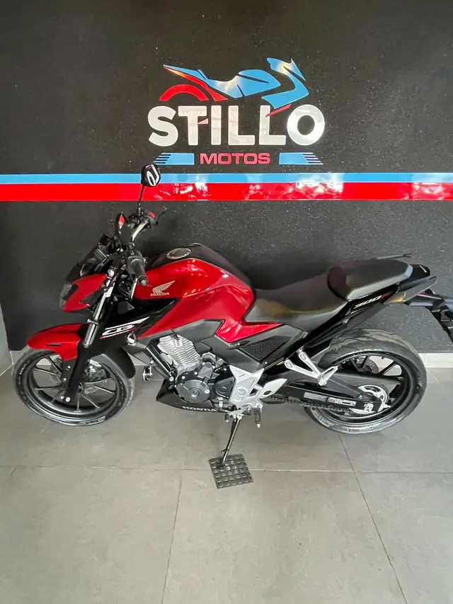 Moto Honda CB 300F Twister 2025 (ABS)