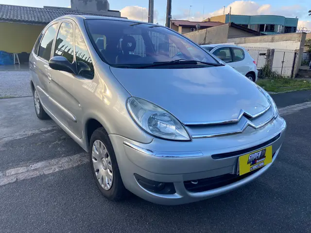 Carro Citroën Xsara Picasso 2011 GLX 1.6 16V (flex)