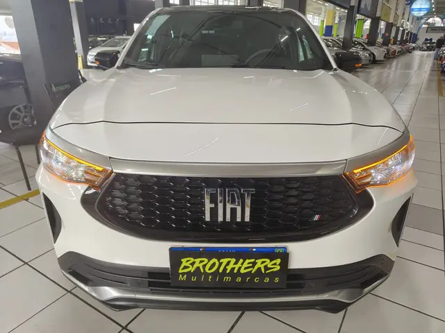 Carro Fiat Fastback 2023 Impetus Turbo 200 (Flex) (Aut)