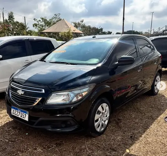 Carro Chevrolet Onix 2015 1.4 LT SPE/4