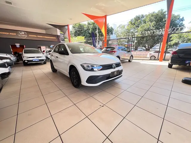Carro Volkswagen Polo 2025 Track 1.0 Flex 12V 5p