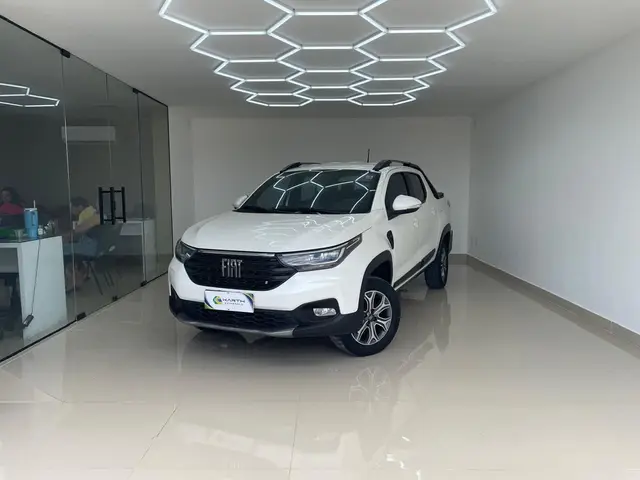 Carro Fiat Strada 2022 Volcano 1.3 CD (Flex)