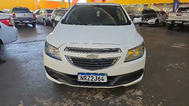 Carro Chevrolet Prisma 2015 1.4 LT SPE/4